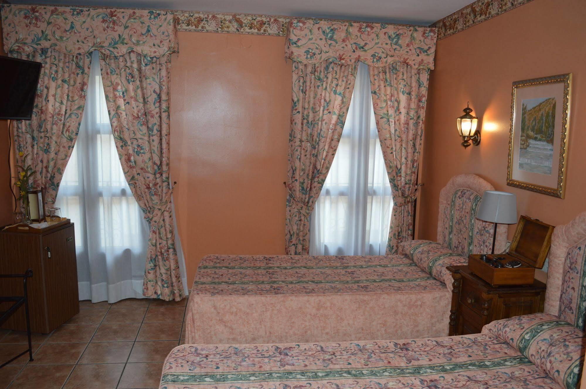 Hotel Don Javier Ronda Ngoại thất bức ảnh